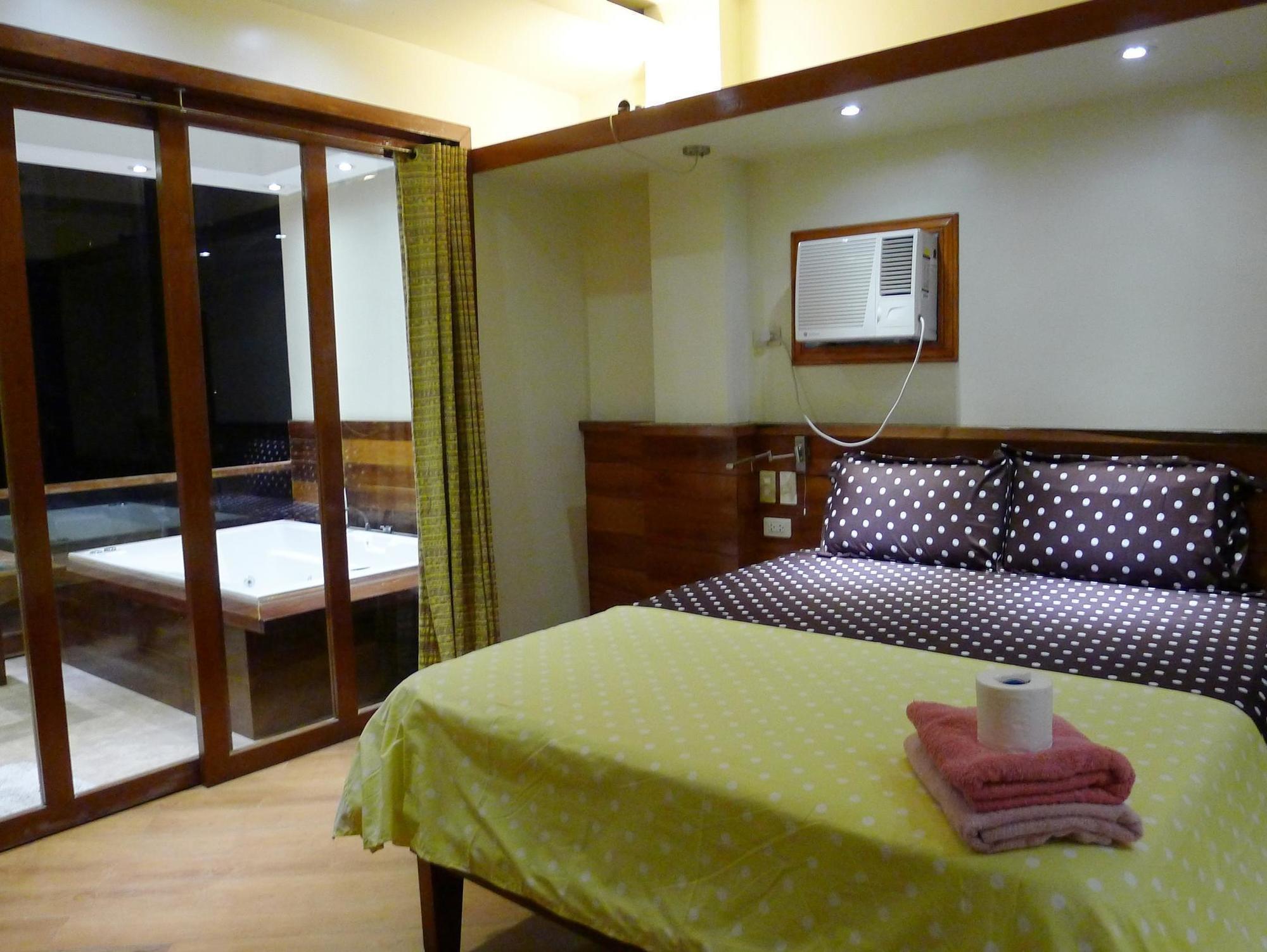 Rainforest Beach Hotel El Nido Bagian luar foto
