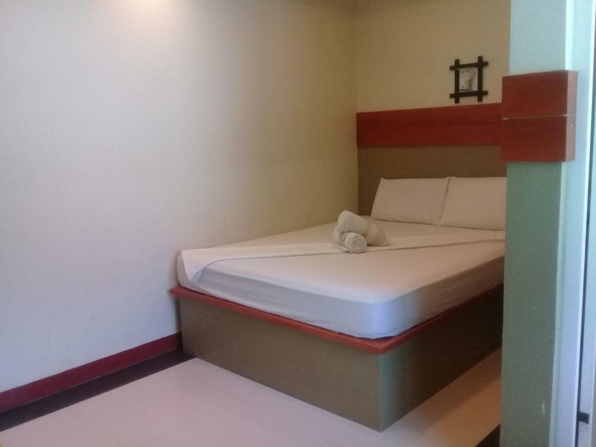 Rainforest Beach Hotel El Nido Bagian luar foto