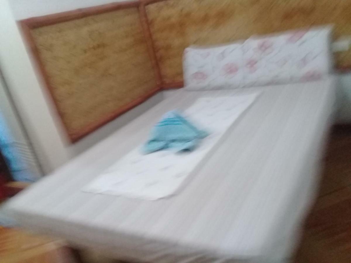 Rainforest Beach Hotel El Nido Bagian luar foto