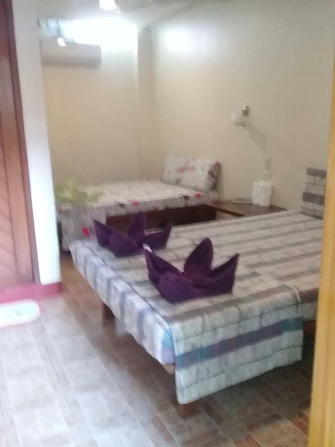 Rainforest Beach Hotel El Nido Bagian luar foto