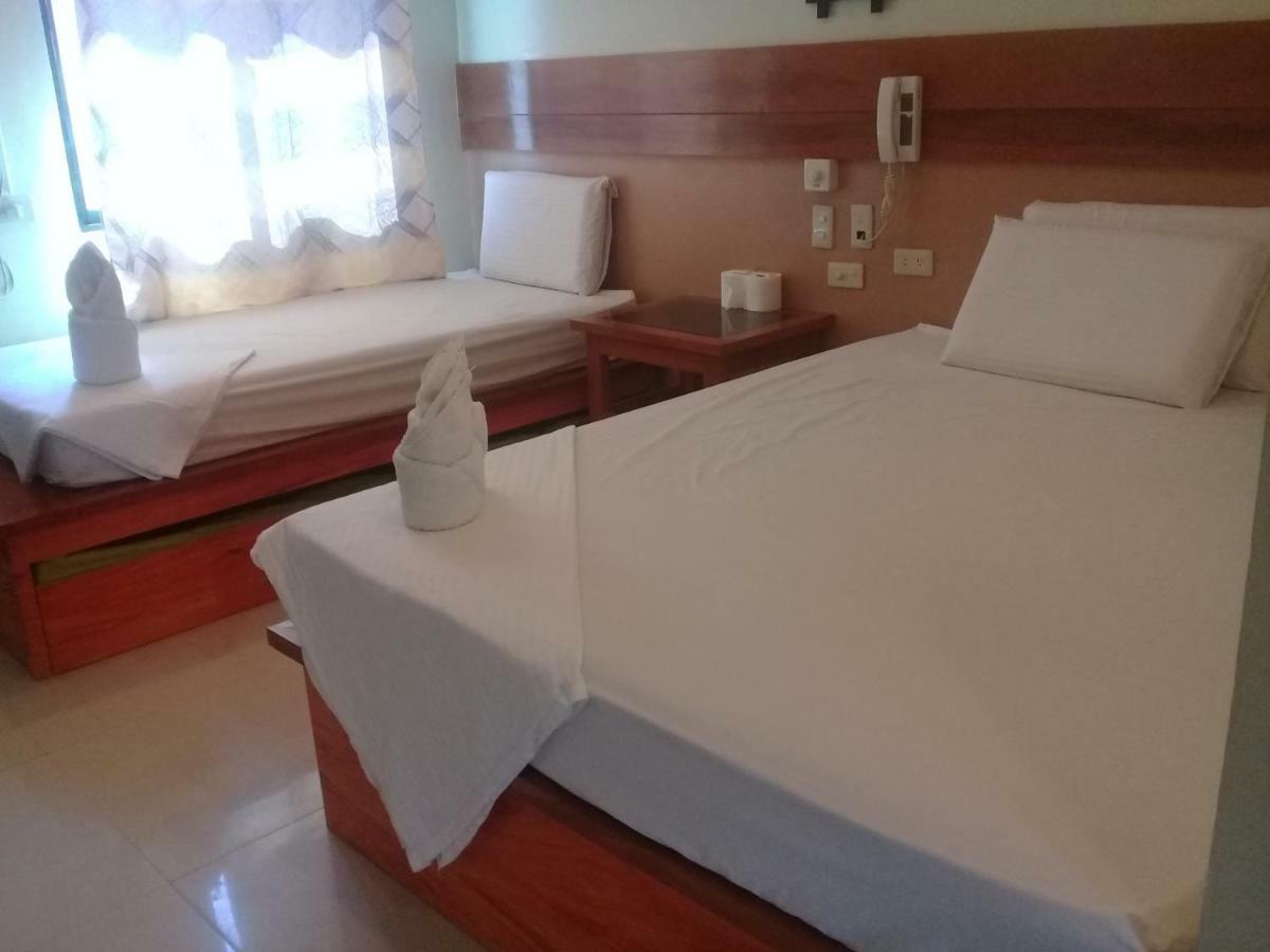 Rainforest Beach Hotel El Nido Bagian luar foto